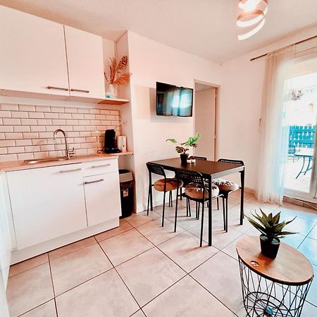 Appartement Calme Avec Jardin Privatif - 3 - Кане Екстериор снимка