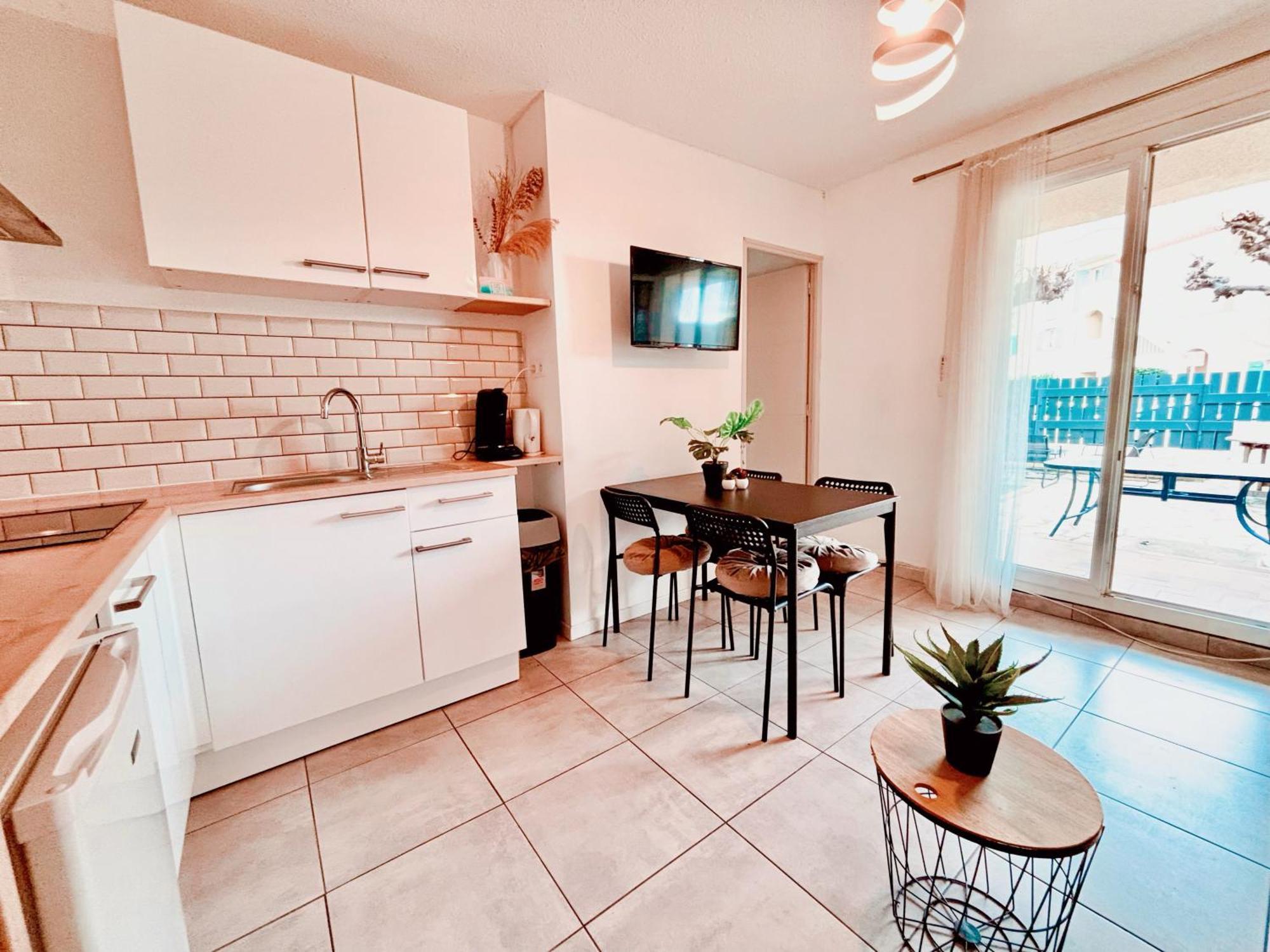 Appartement Calme Avec Jardin Privatif - 3 - Кане Екстериор снимка