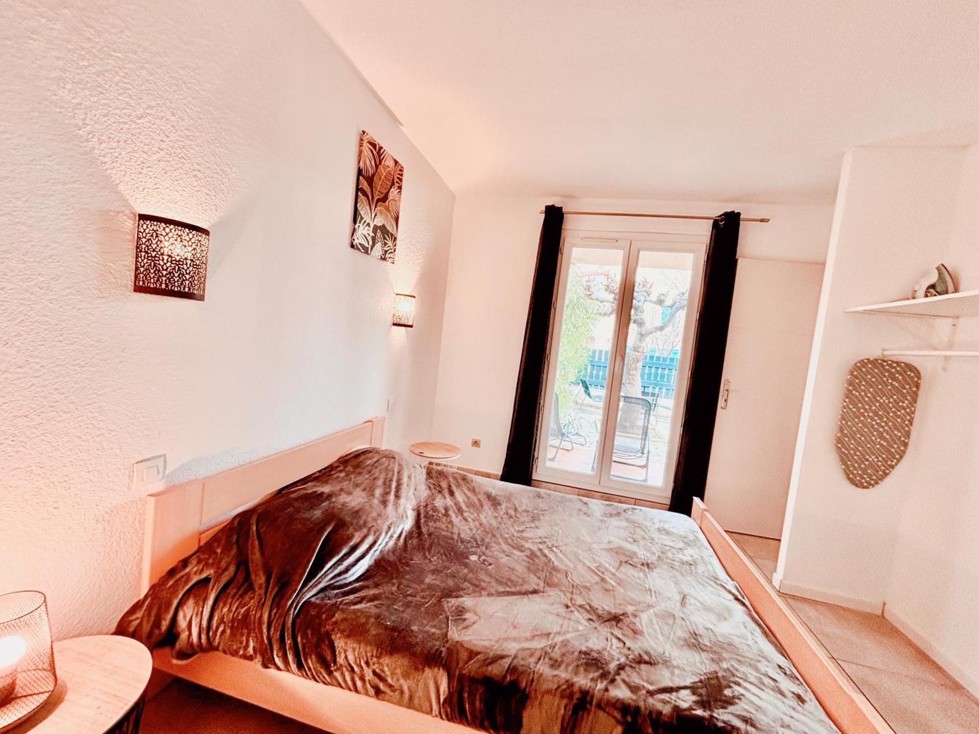 Appartement Calme Avec Jardin Privatif - 3 - Кане Екстериор снимка
